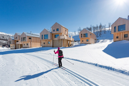 Längdskidåkare utanför Fjällöga i Tänndalen